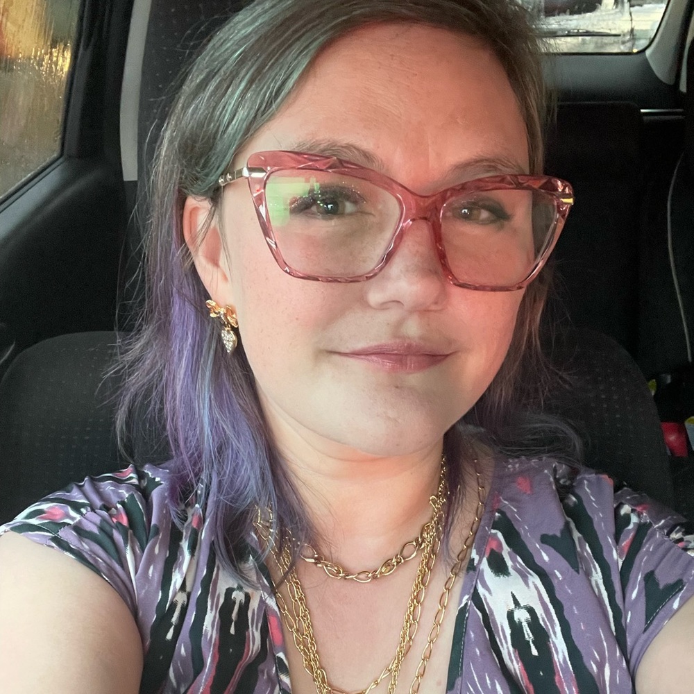 Meet your Posher, Cassie